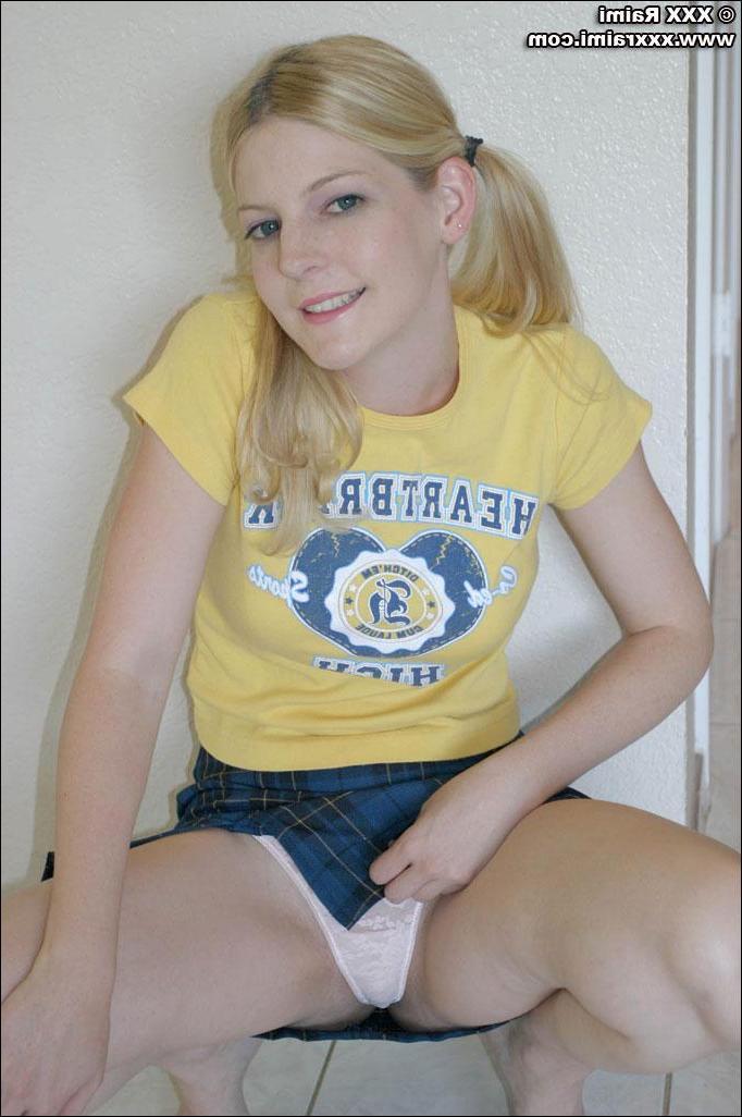 20P Pictures of XXX Raimi stripping to her panties