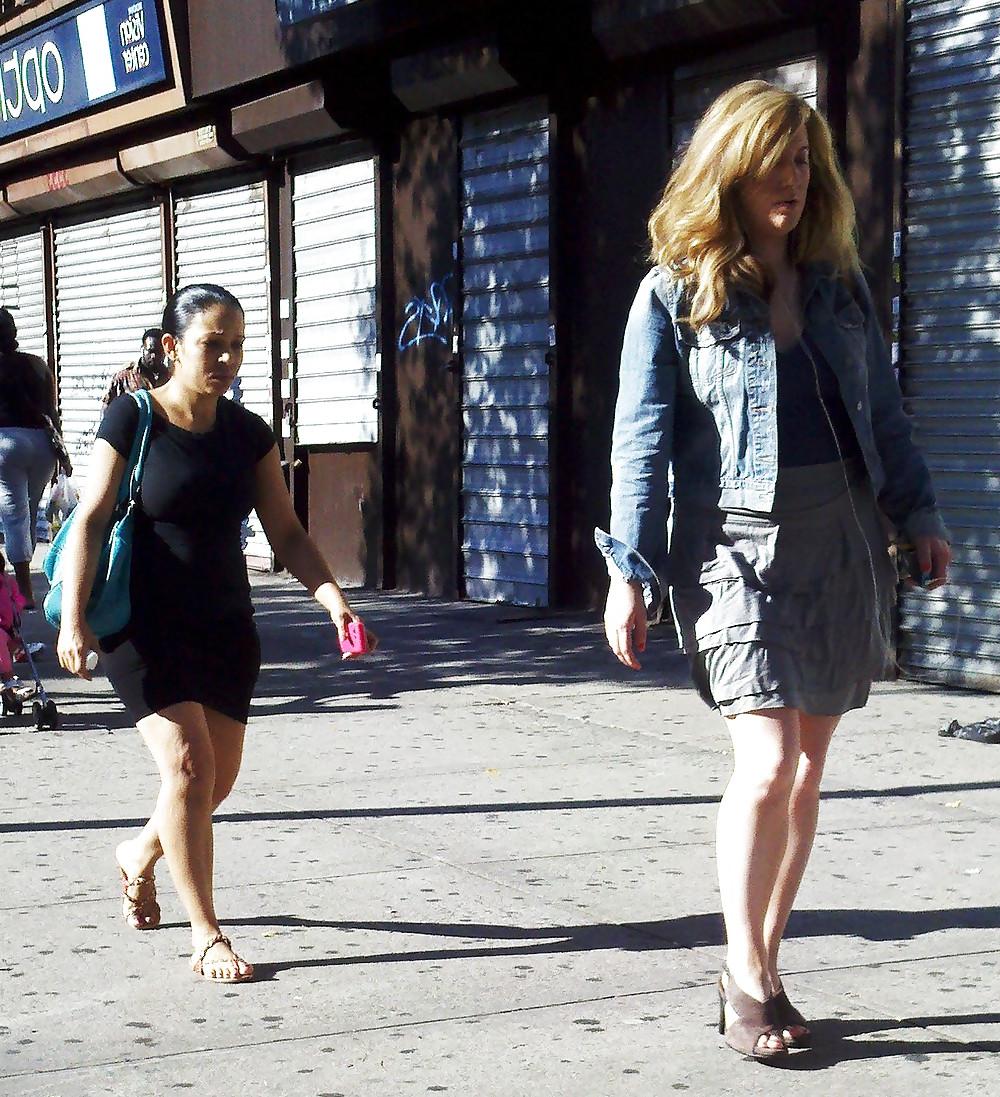5P Harlem Girls in the Street
