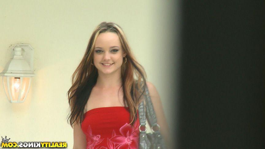 20P Pictures of Arianna Sky getting blasted with cum