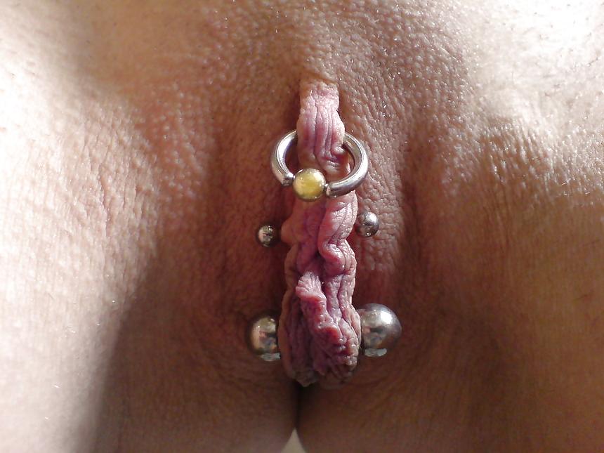 16P Bilder von gepiercten Muschis