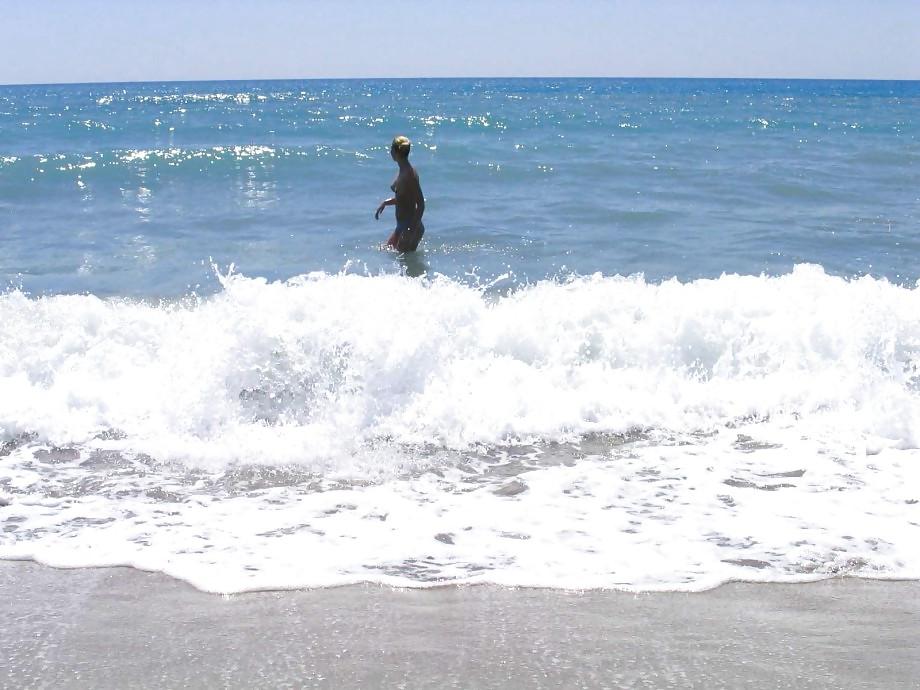 25P German tourists holiday in turkey