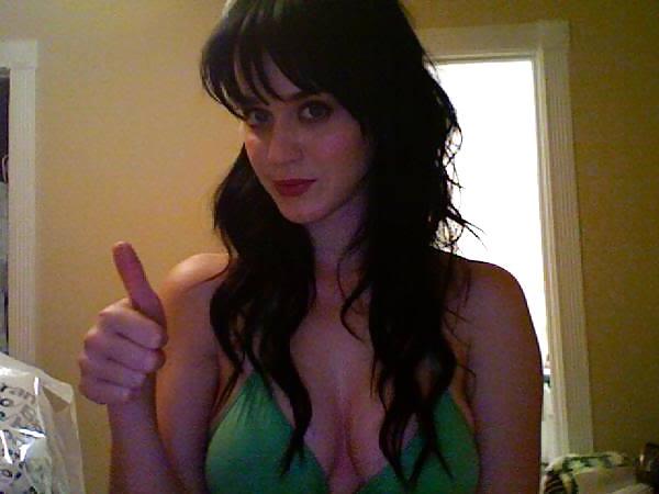 25P Katy Perry (BRUNETTE)
