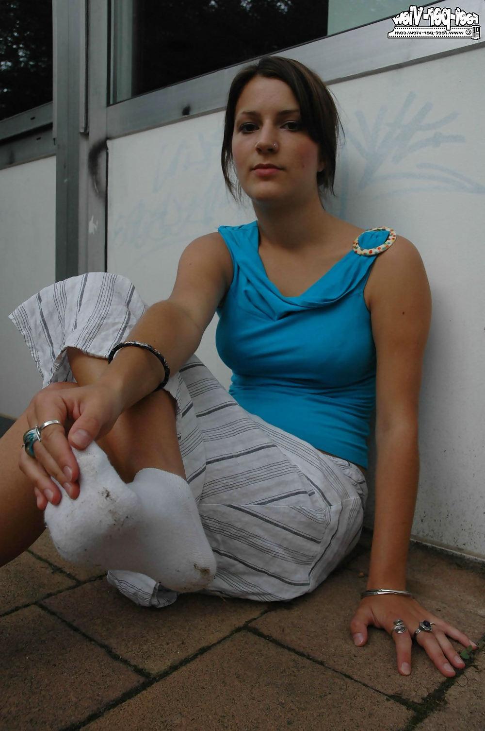 9P German teen sockgirl