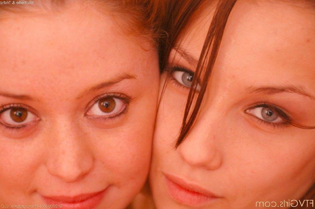 20P Pictures of two horny teen girls eating pussy