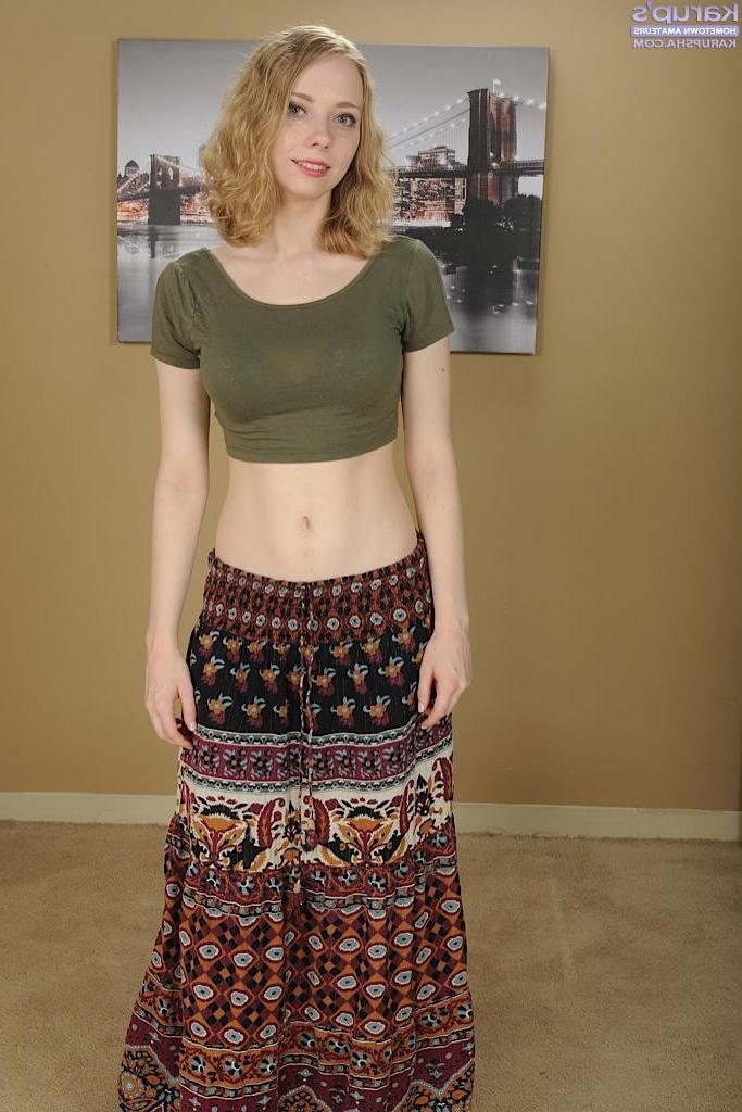 15P Girl next door Dawn Brooks strips naked just for you
