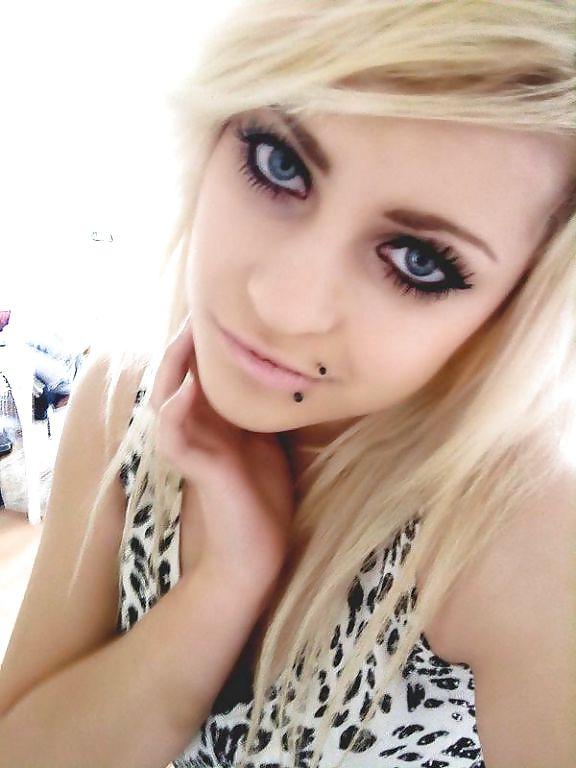 25P Best emo girl 3