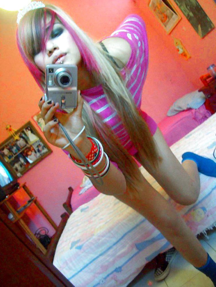 25P Best emo girl 3