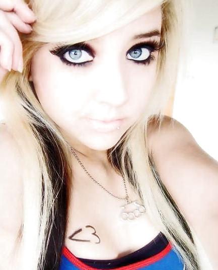 25P Best emo girl 3
