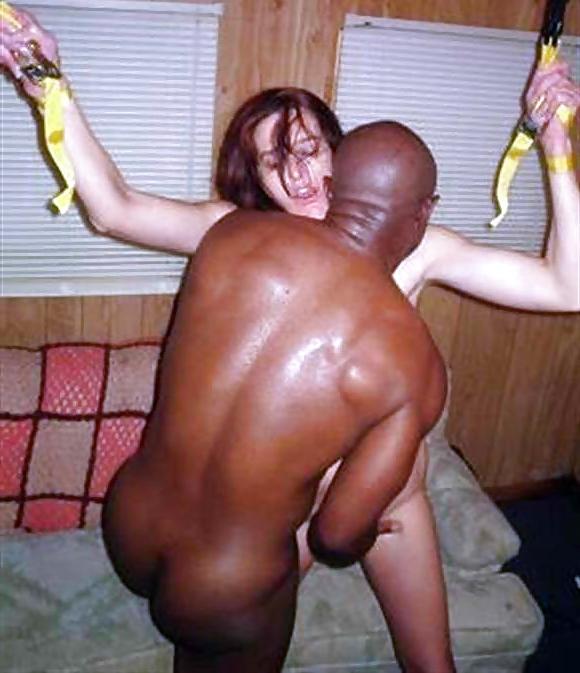 18P Black master and white slave
