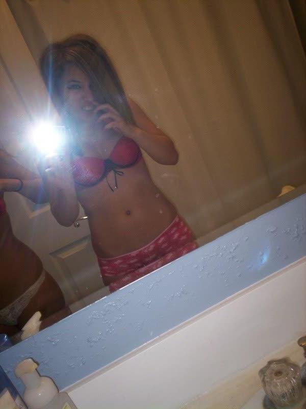 10P Kinky alternative chick posing in sexy lingerie