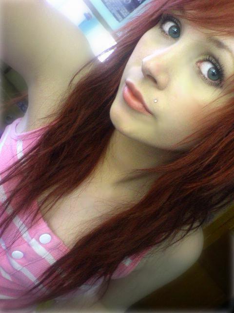 15P Pictures of random scene girlfriends sharing their selfies
