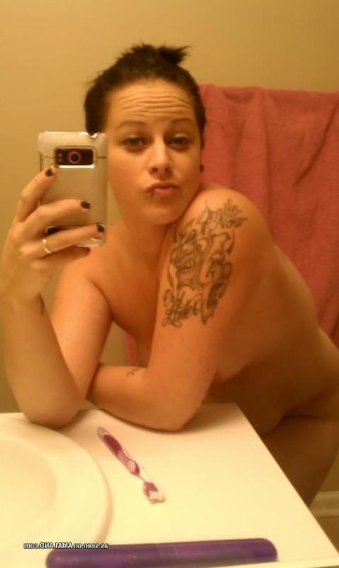 14P Collection of inked and pierced chicks in sleazy poses