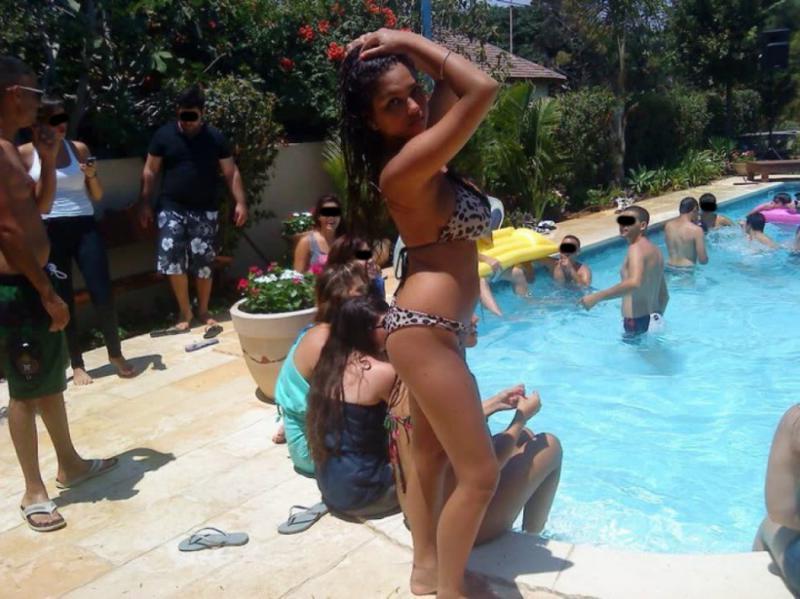 14P Hot busty GF shows off her sexy body by the pool