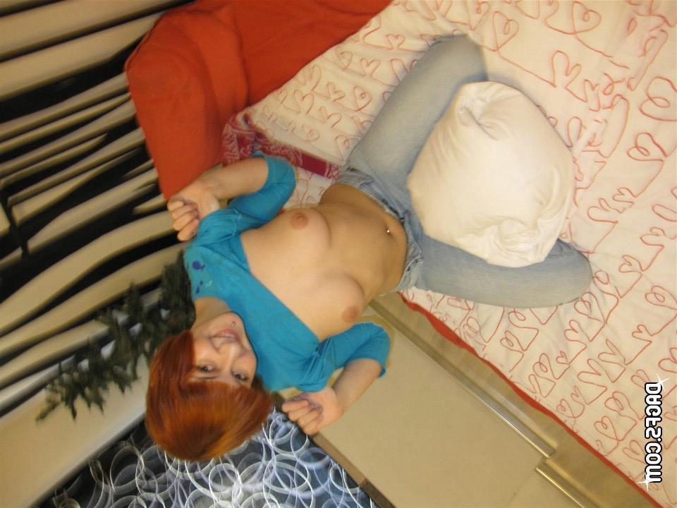 12P Redhead GF Maggie strips naked for you in bed