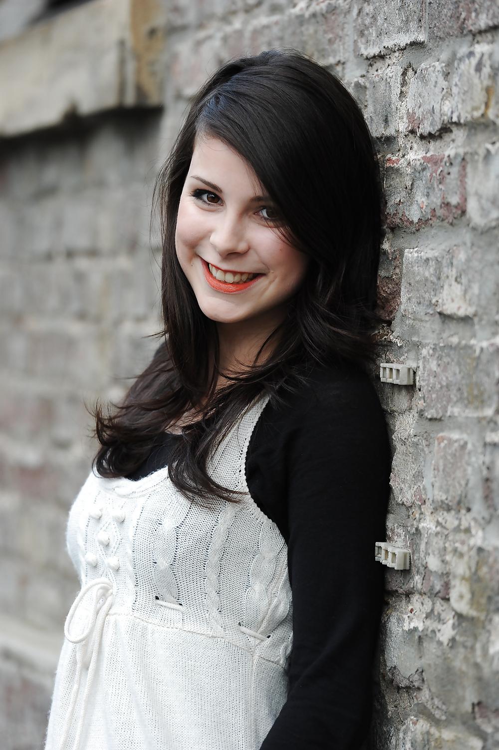 4P Promi-Wichsvorlagen (celebs) VIII - Lena Meyer-Landrut