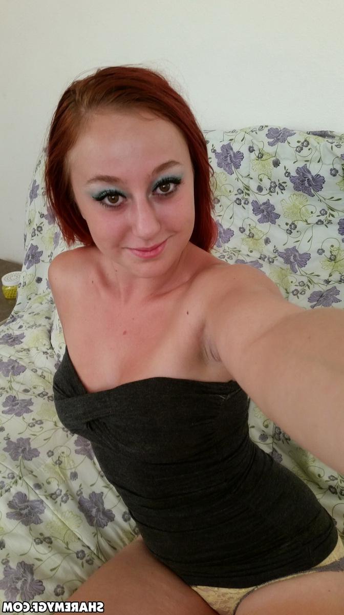 12P Redhead GF takes selfies of her round boobs and ass