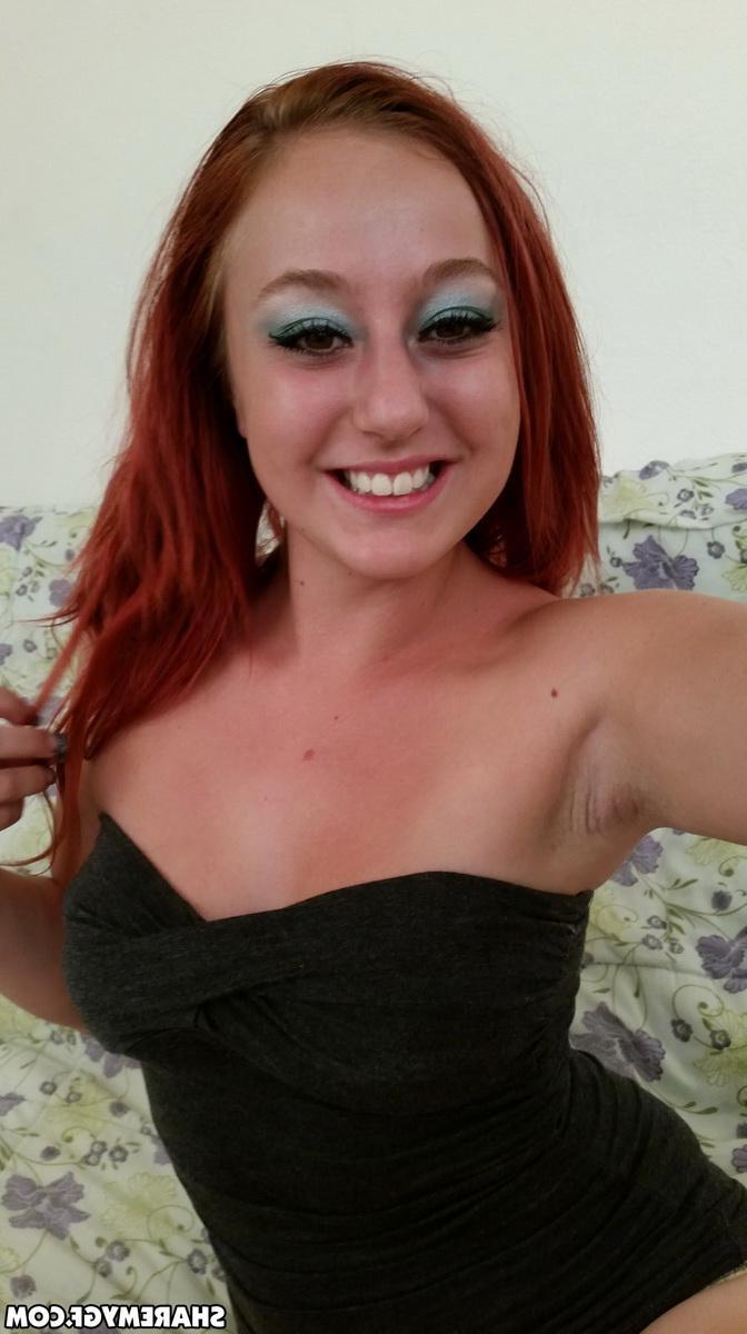 12P Redhead GF takes selfies of her round boobs and ass