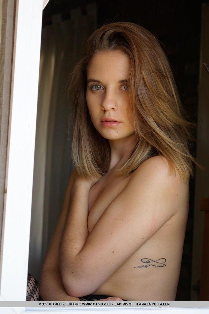16P Blonde beauty Selene masturbates for you in "Fullfilled"