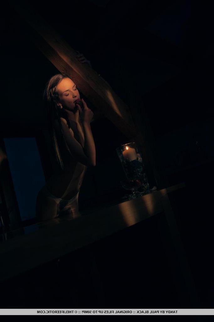 16P Erotic model Tandy strips naked by candlelight