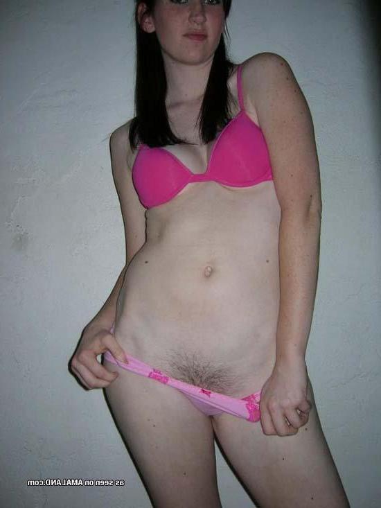 15P Collection of selfpics of 2 naughty grlfriends having fun on cam