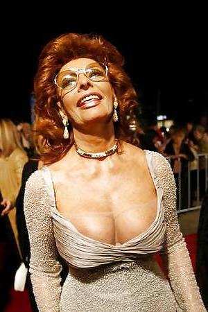 25P Italian tv mature stars i masturbated for 4
