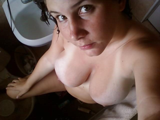 25P Plump Girls I Found On SmutDates