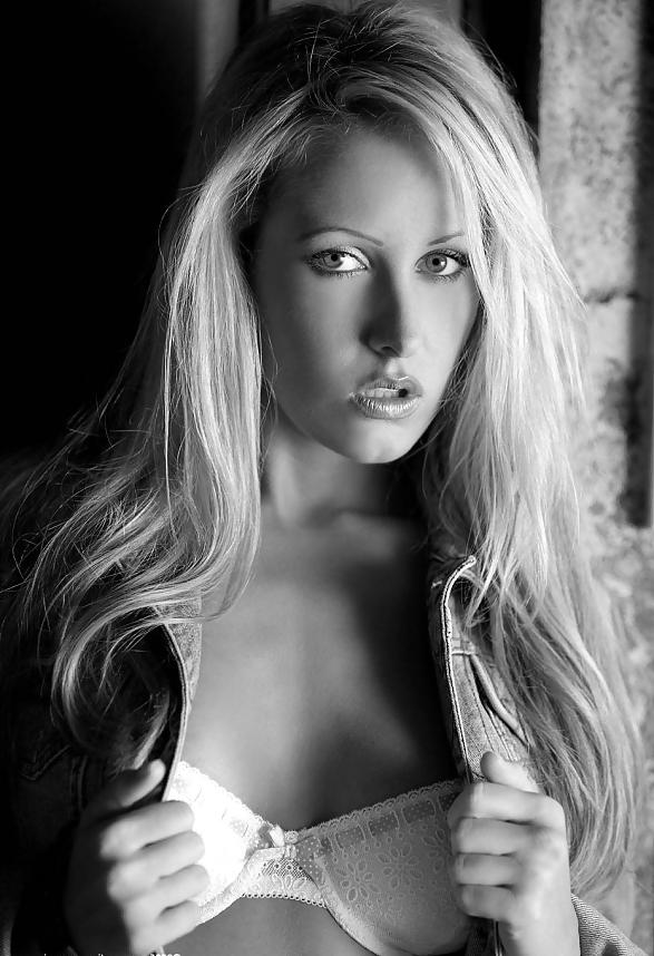 21P Erotic photography 40