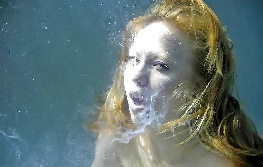 17P Sex underwater Pussy Cumshot