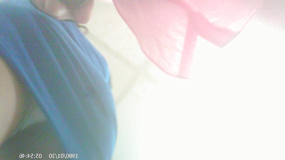 7P Upskirt in a store