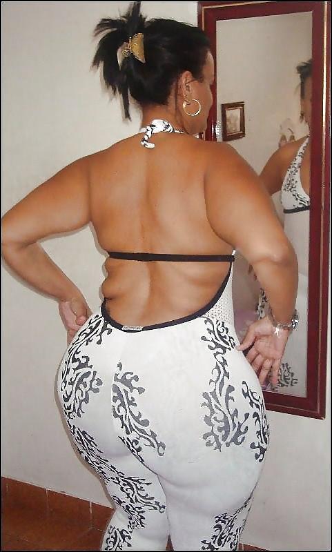 20P Big booty 51