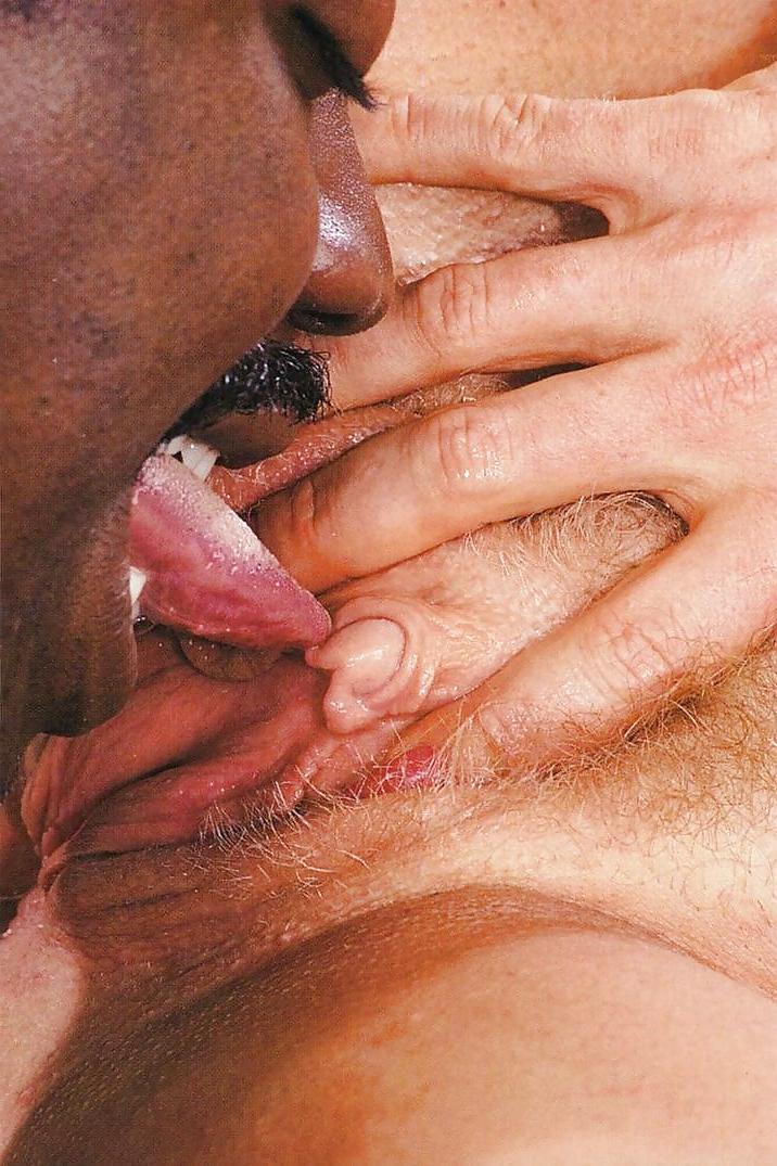 23P Vintage IR Series: Big clit lovers