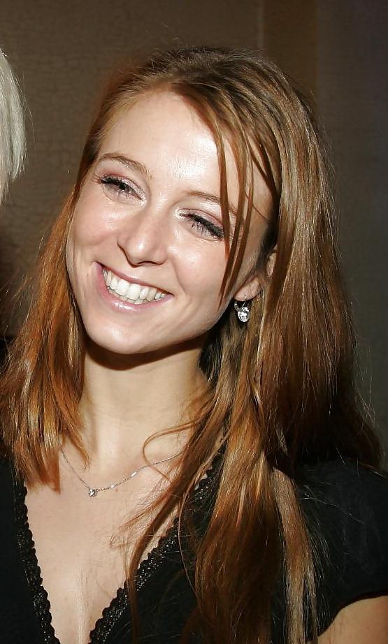 25P German Celebrity - Nina Eichinger