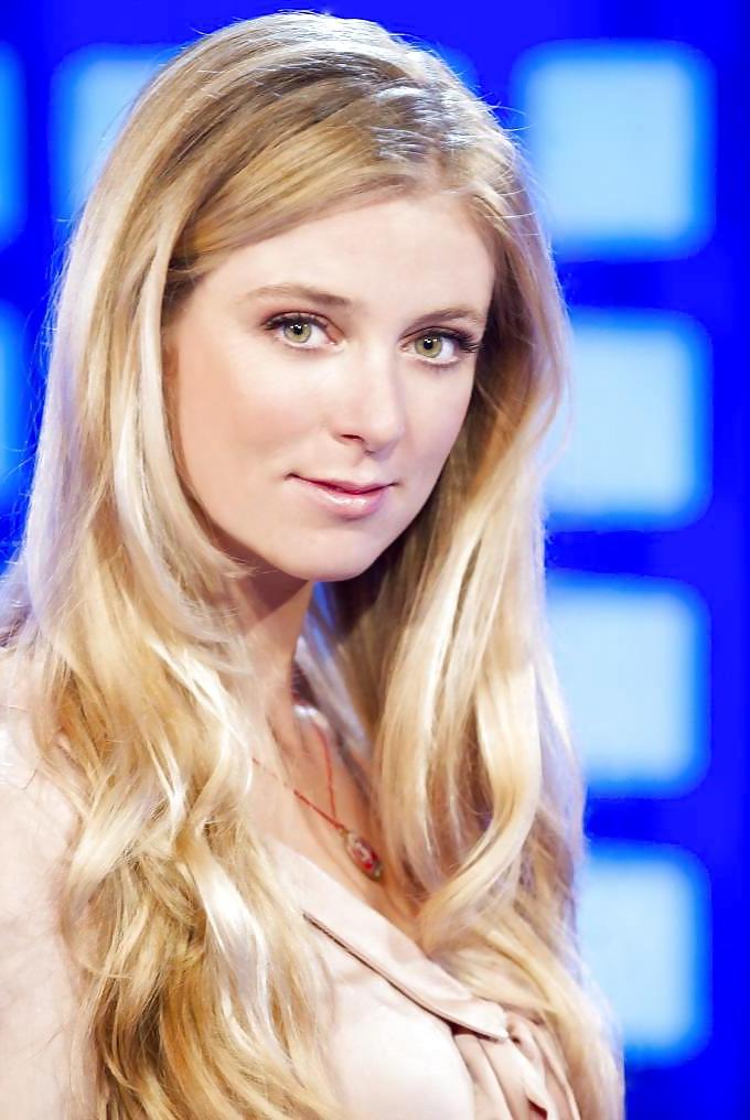 25P German Celebrity - Nina Eichinger
