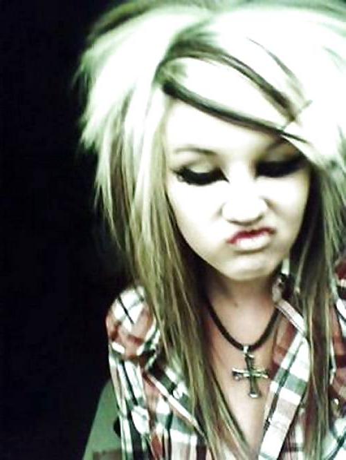 24P Cute emo girls 1.0