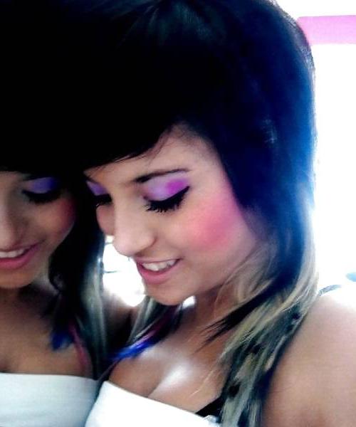 24P Cute emo girls 1.0