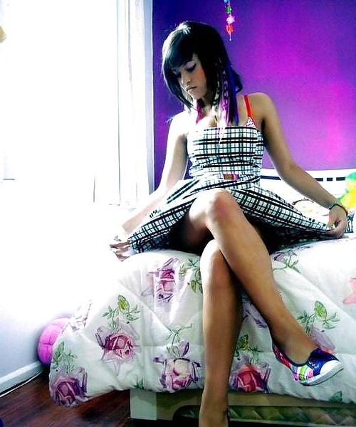 24P Cute emo girls 1.0