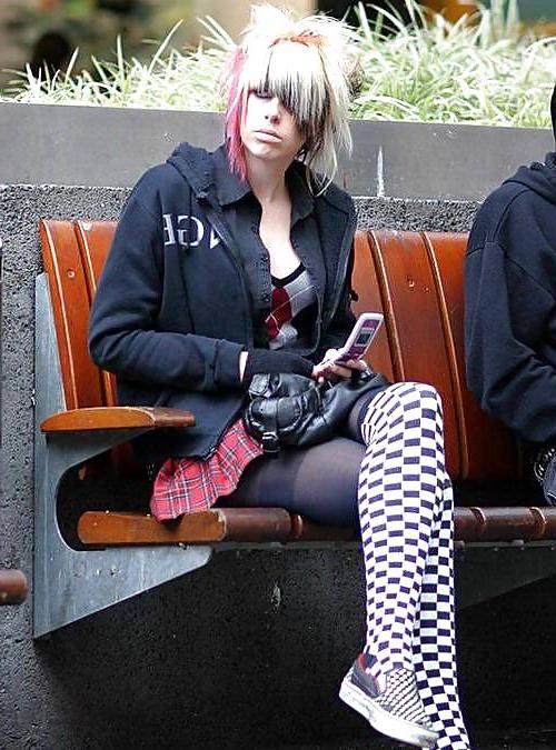 24P Cute emo girls 1.0