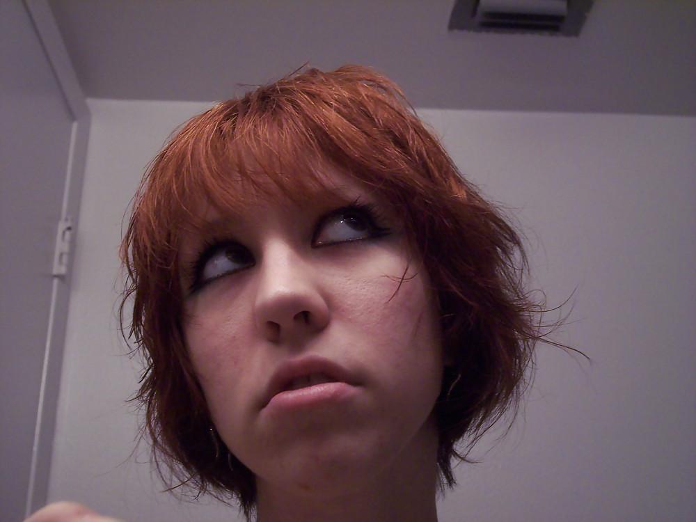 25P VERDAMMT GEILE EMO SCHLAMPE III