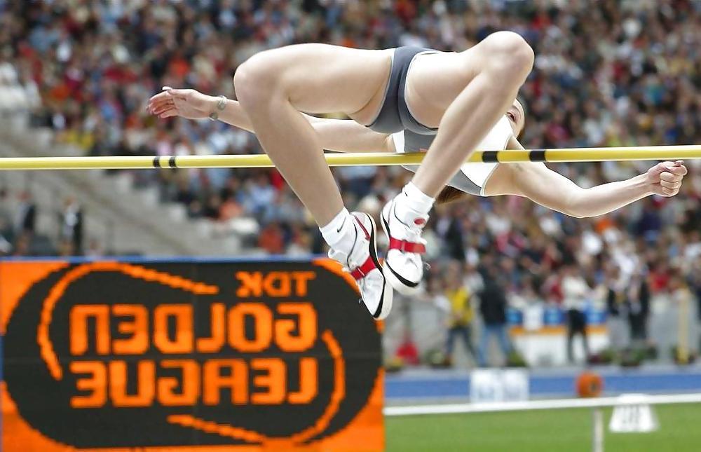 25P Beautiful Sport Babes by TROC