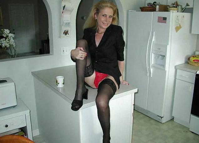 25P Sexy Stockings and Lingerie