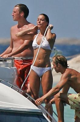 25P Super Sexy Kate Middleton