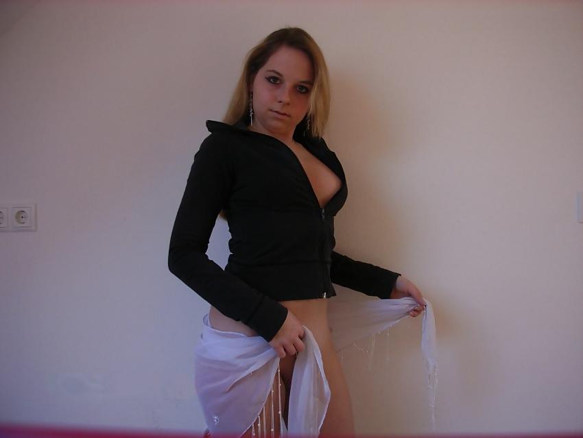 12P Nice german showing her tits
