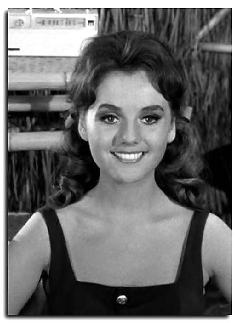25P Dawn Wells - Mary Ann Summers
