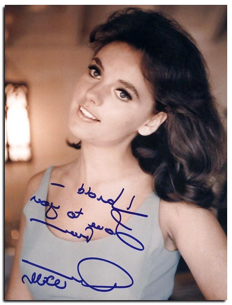 25P Dawn Wells - Mary Ann Summers