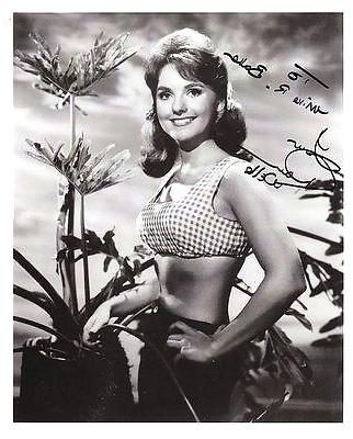 25P Dawn Wells - Mary Ann Summers