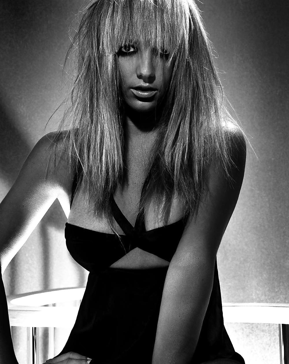 25P Britney Spears