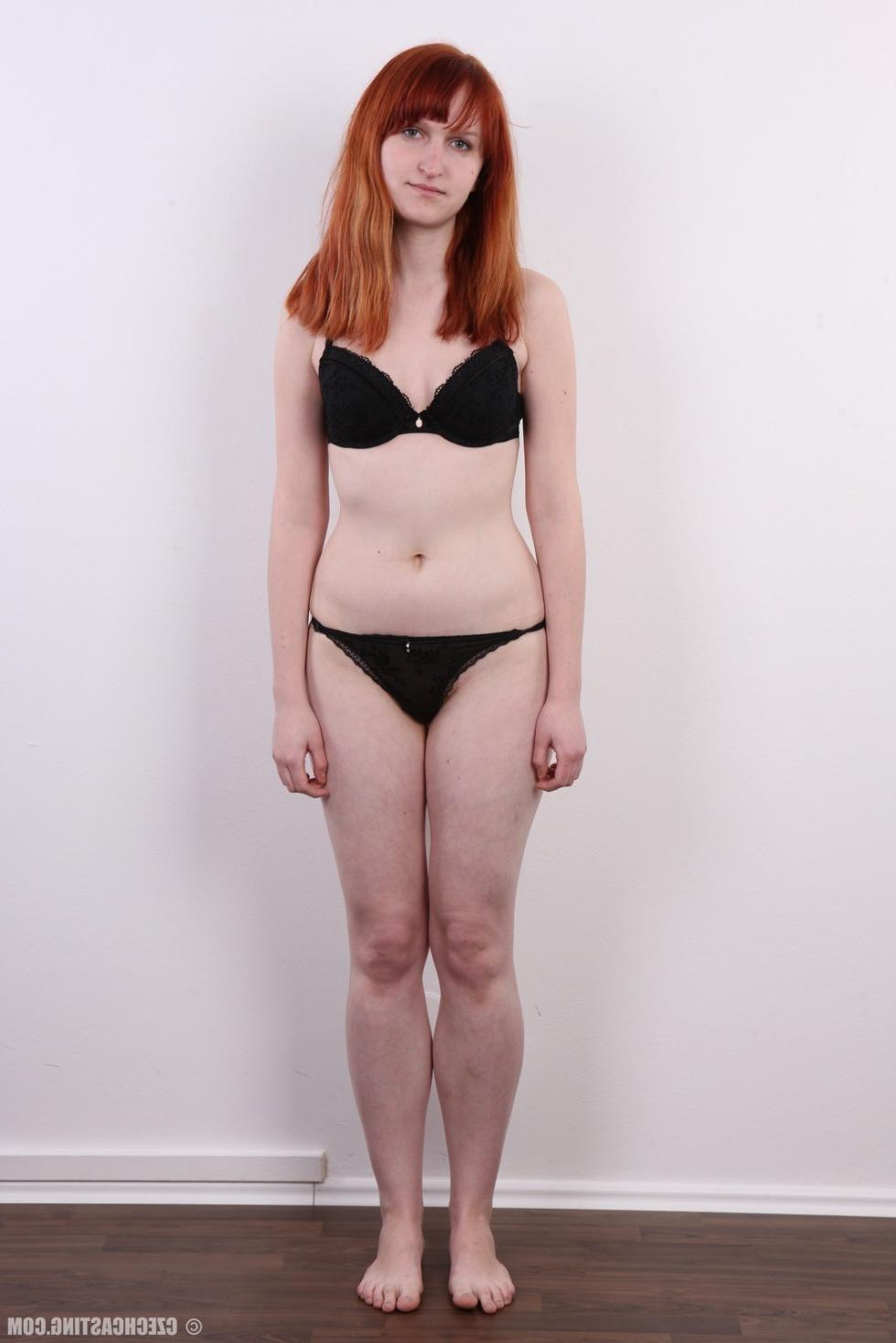 15P Amateur redhead girl in casting photos