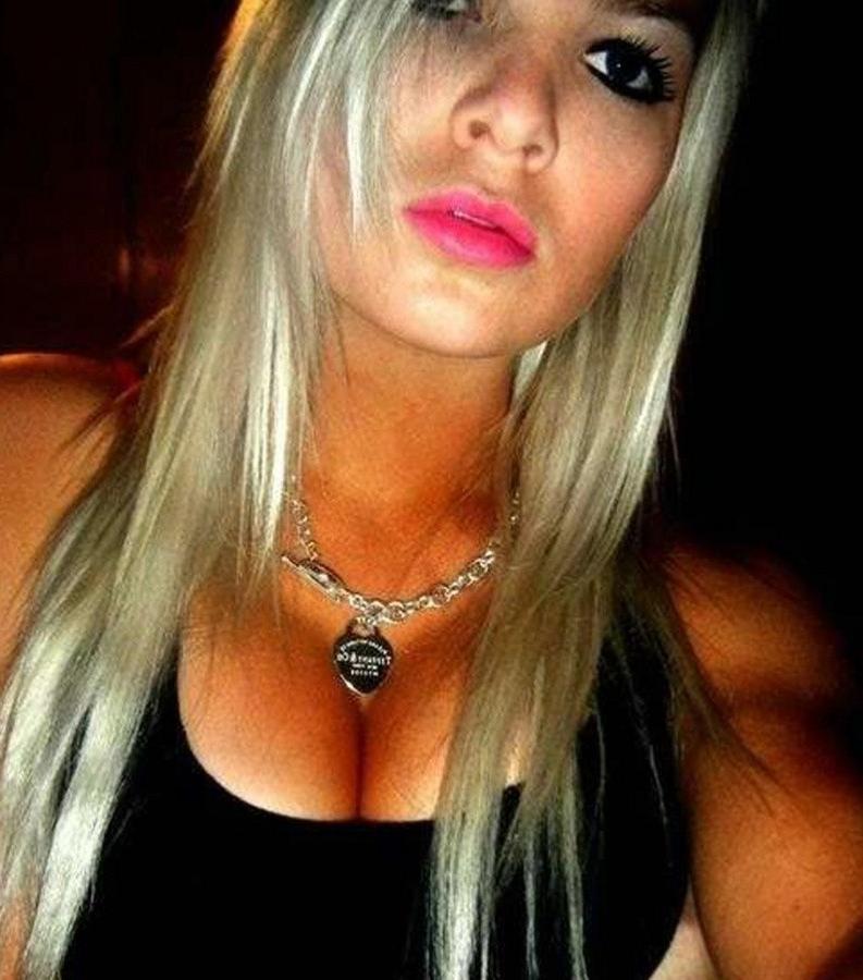 9P emo-boobs