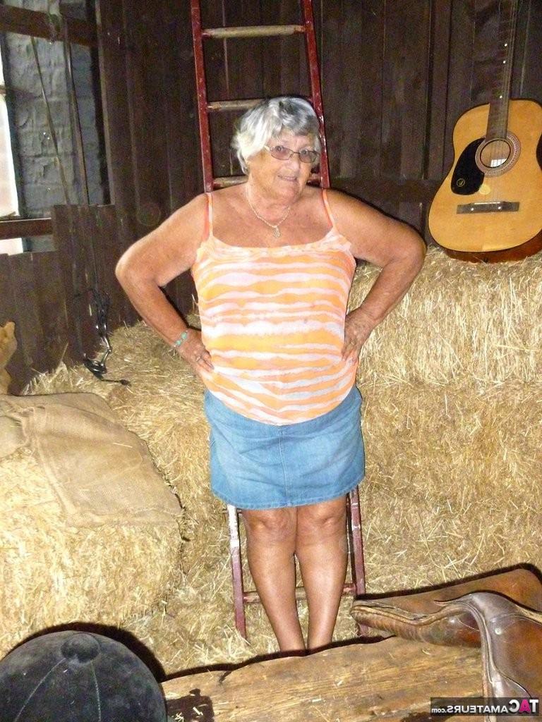 20P Granny frolics in the hay