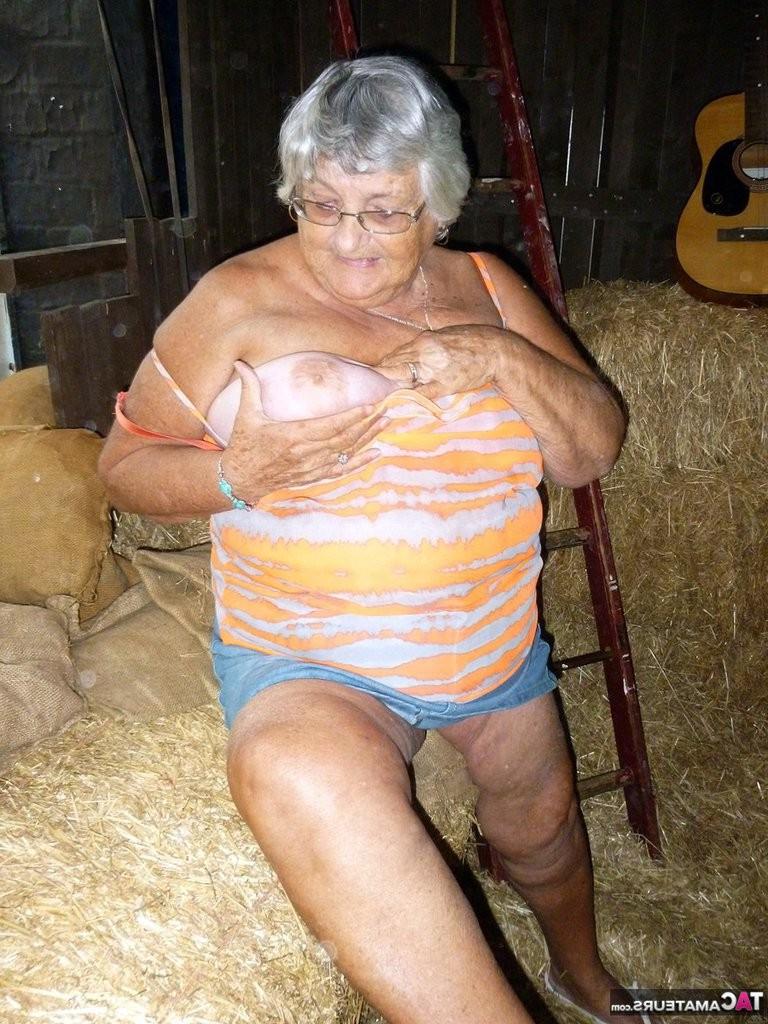 20P Granny frolics in the hay